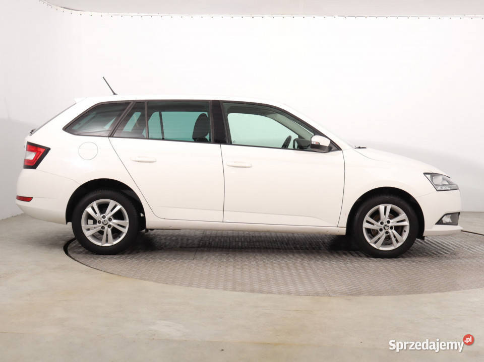 Skoda Fabia 10 TSI 147213km Katowice