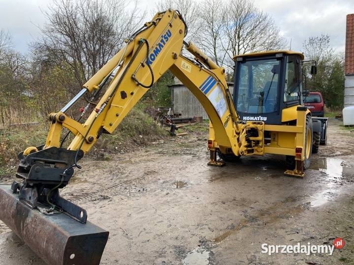 Koparkoładowarka Komatsu WB 93 R