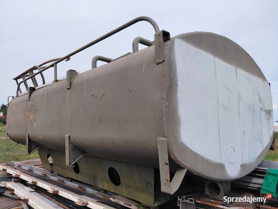 Zbiornik stalowy metalowy 4500l Zbiorniki