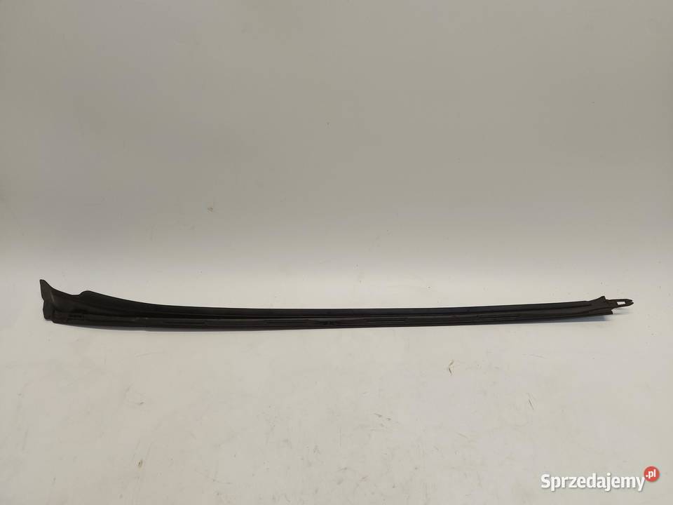 Mercedes EQA 250 W243 LISTWA SZYBY CZOŁOWEJ osobowe