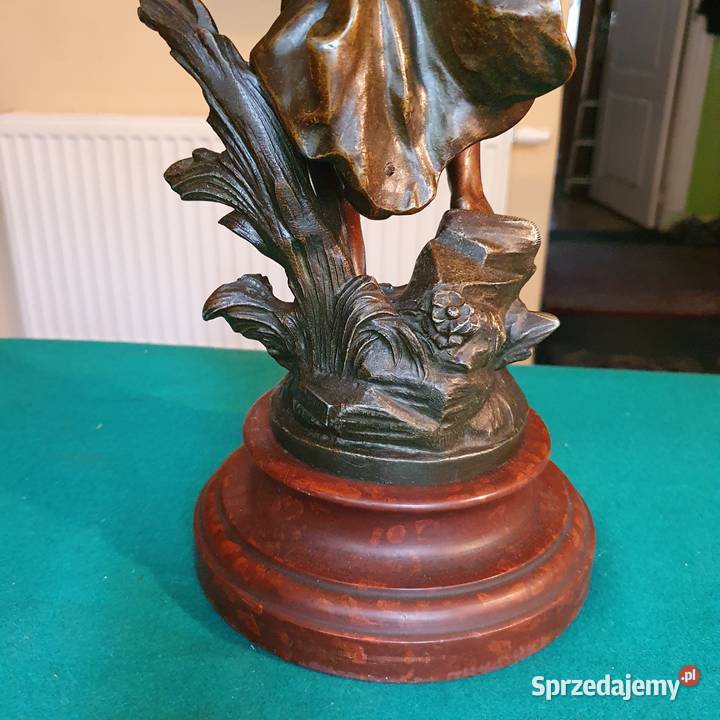 Starasygnowana rzeżba figura z cynkalustan Wrocław sprzedam