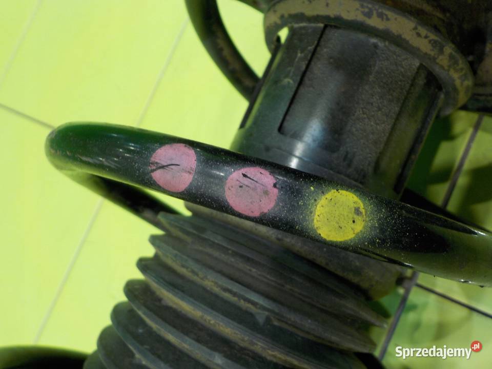 PASSAT B8 19r 15 TSI SEDAN mcpherson amortyzator Suków