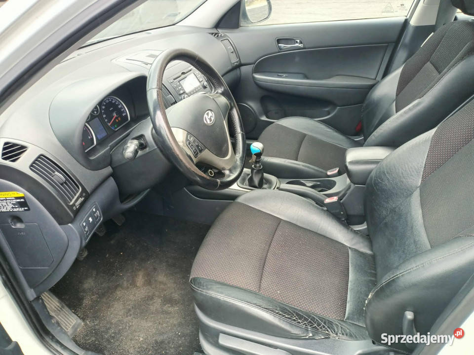 Hyundai i30 Hyundai i30 16CRDI 115 09r I sprzedam
