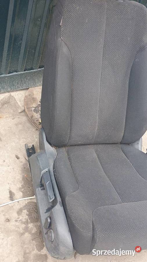 Sprzedam fotel prawa strona passat b6 wielkopolskie Kalisz