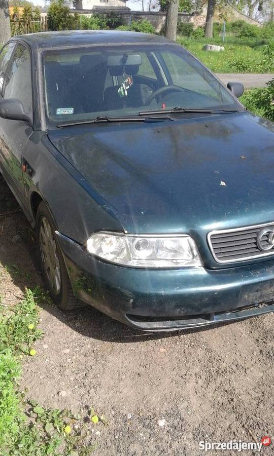 Audi a4 b5 18 benzyna w całości na czesci Września sprzedam