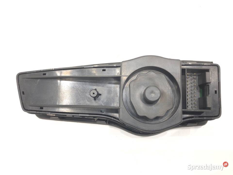 WŁĄCZNIK ŚWIATEŁ HYUNDAI i40 933003Z050 PRZYCISK osobowe podkarpackie