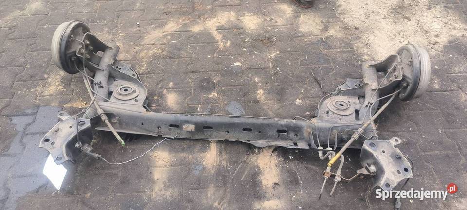 BELKA SANKI TYŁ RENAULT CLIO IV Lipno