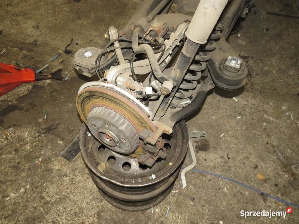 BELKA ZAWIESZENIA TYŁ KOMPLET MERCEDES W205