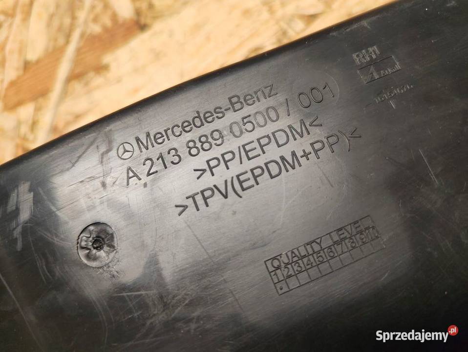 Wygłuszenie Błotnika Prawe Mercedes W213