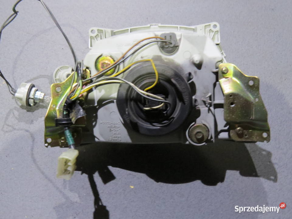 SUZUKI BURGMAN 250 lampa przód światło klosz Warszawa