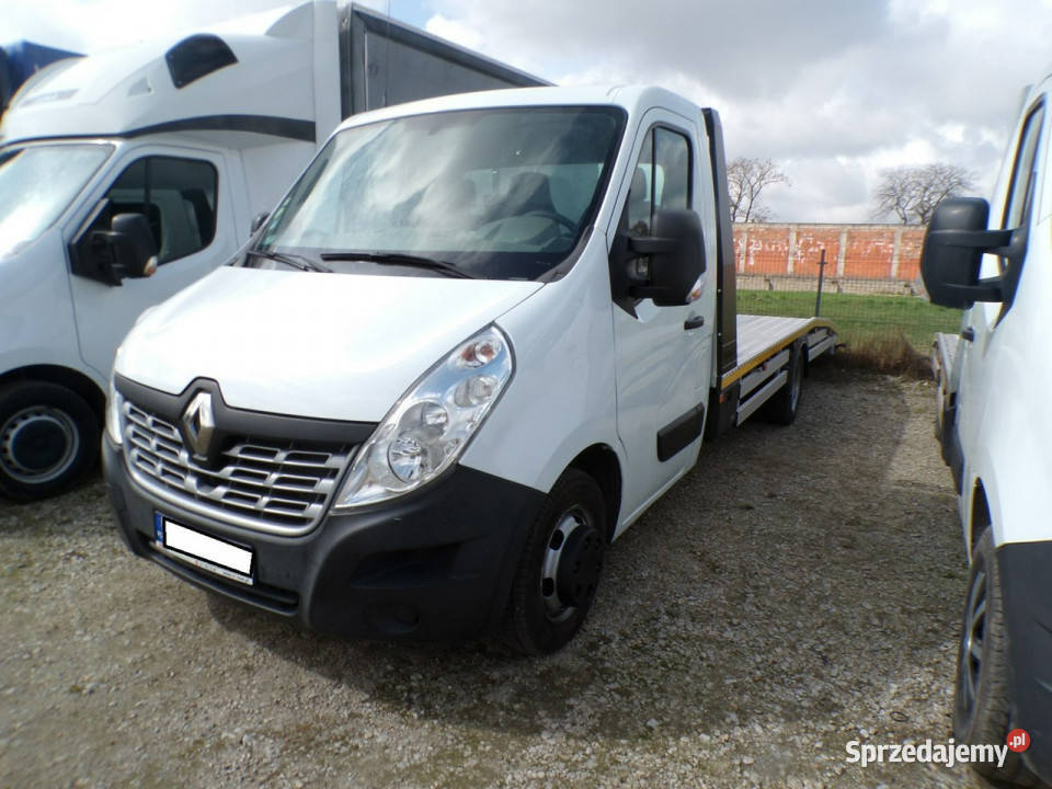 Renault Master auto laweta pomoc drogowa auto Raszków