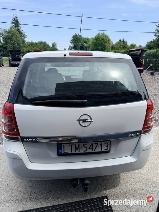 Opel Zafira B 16 benzyna 2011r Tomaszów Lubelski