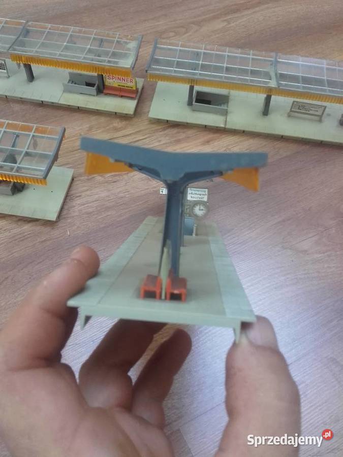 Dworzec kolejowty feller germany 11171I w sakli Będzin