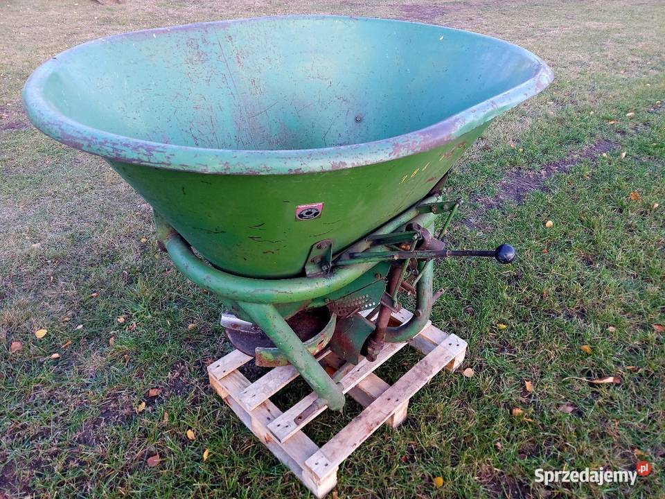 Rozsiewacz nawozu Amazone 400 Transport Siewnik Amazone Kleszczele