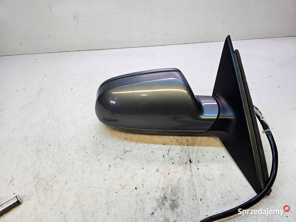 LUSTERKO PRAWE AUDI A4 B8 LIFT LX7R 62 PIN UK osobowe Przystajń sprzedam