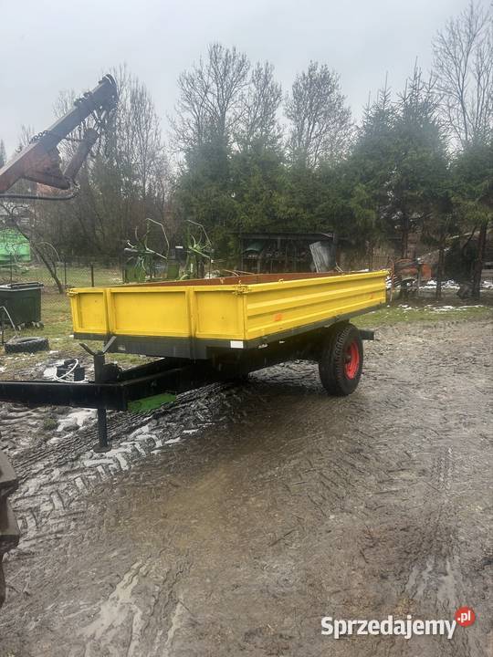 Przyczepa jednoosiowa nieuszkodzony Przyczepy rolnicze Jordanów