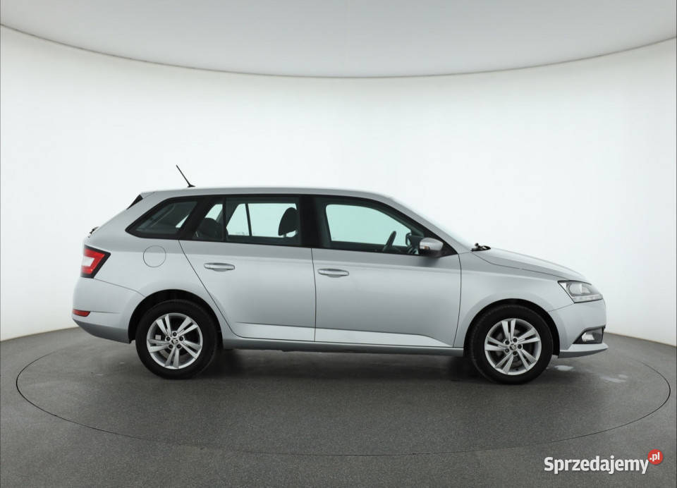 Skoda Fabia 10 TSI srebrny lubelskie Lublin