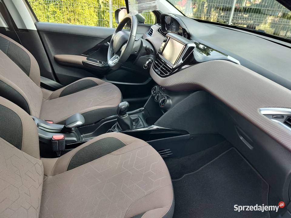 PEUGEOT 2008 12 BENZYNA Leszno
