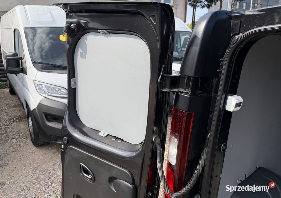 Renault Trafic VAN Long L2H1 3m paki Pojemność ASR (kontrola trakcji) Białystok sprzedam