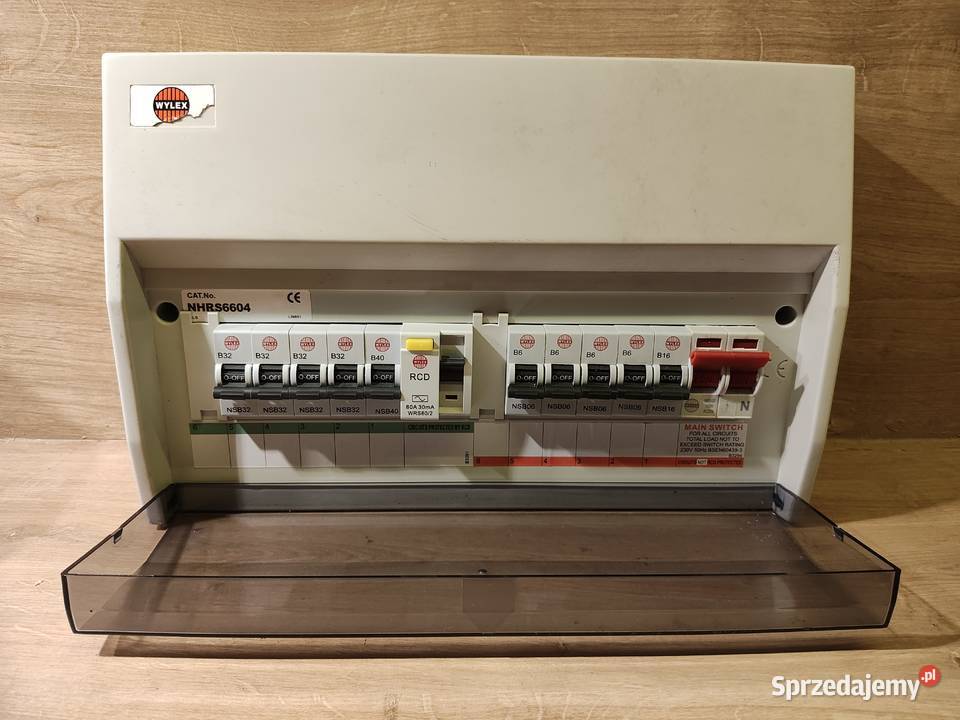 Elektryczna skrzynka rozdzielcza z Zabezpieczenia i rozdzielnice Wołomin