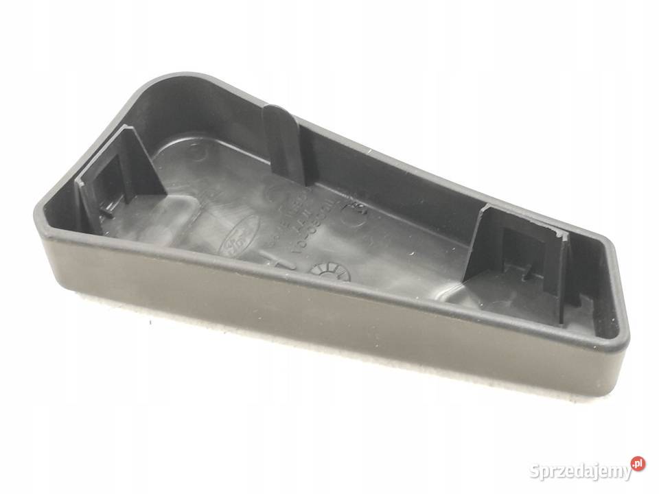 ZAŚLEPKA TYLNEGO ZDERZAKA FORD TRANSIT 19851991