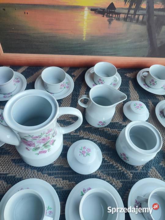 Porcelanowy serwis kawowy Wawel z czasów PRL Dulcza Wielka