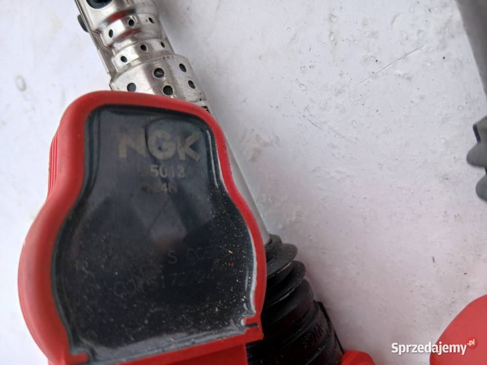 Cewka zapłonowa NGK U5013 AUDI A4 B6 A6 C5 30 osobowe Szczerbice
