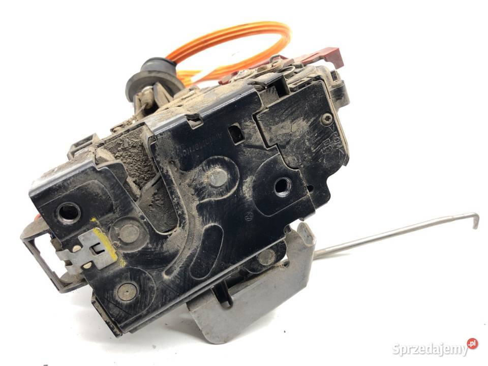 ZAMEK DRZWI PRAWY PRZÓD AUDI A3 8P Hatchback