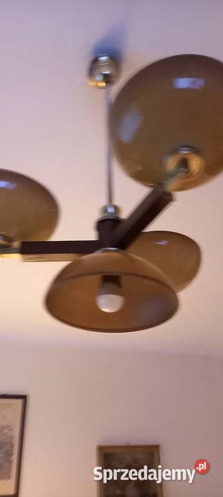 Trzyramienny żyrandol z kloszami w stylu Art łódzkie Skierniewice