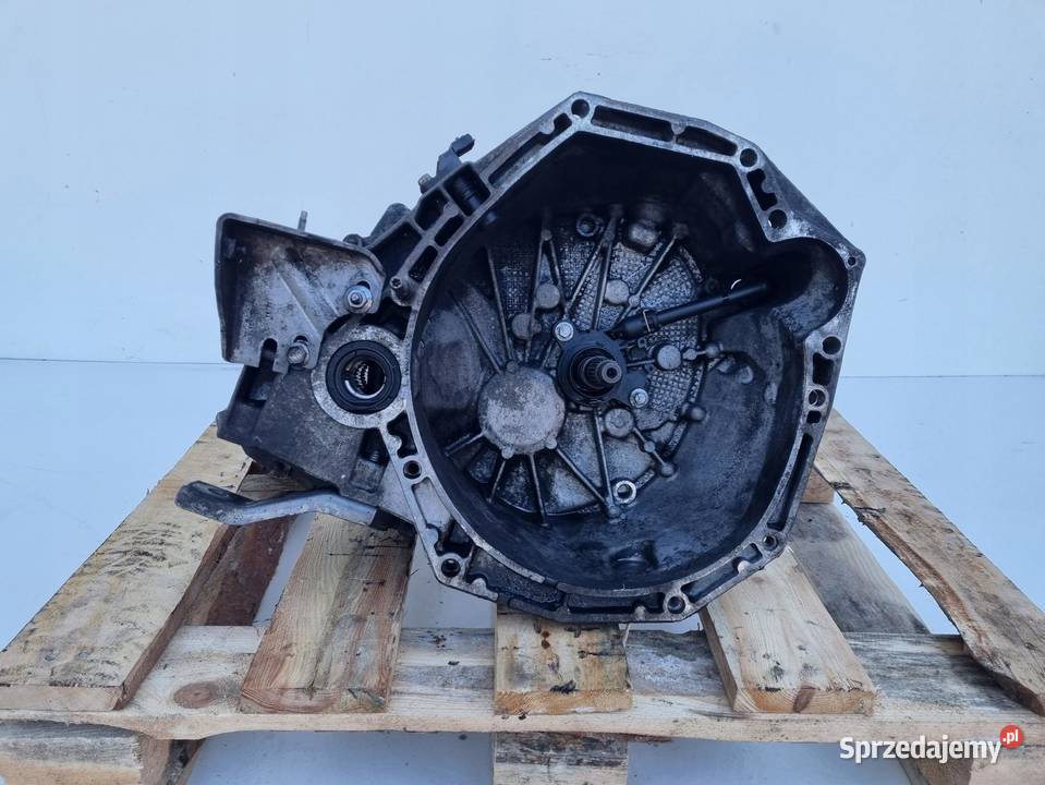 Renault Scenic III 15 DCI SKRZYNIA BIEGÓW osobowe Rudka