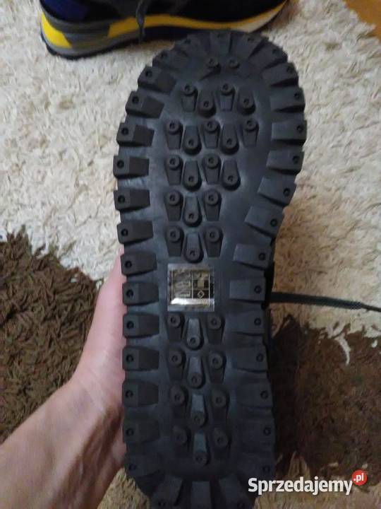 Buty sportowe biegowe