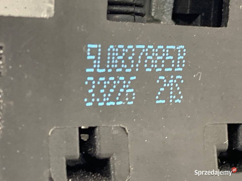 KLAMKA ZEWNĘTRZNA LEWY PRZÓD SKODA OCTAVIA III