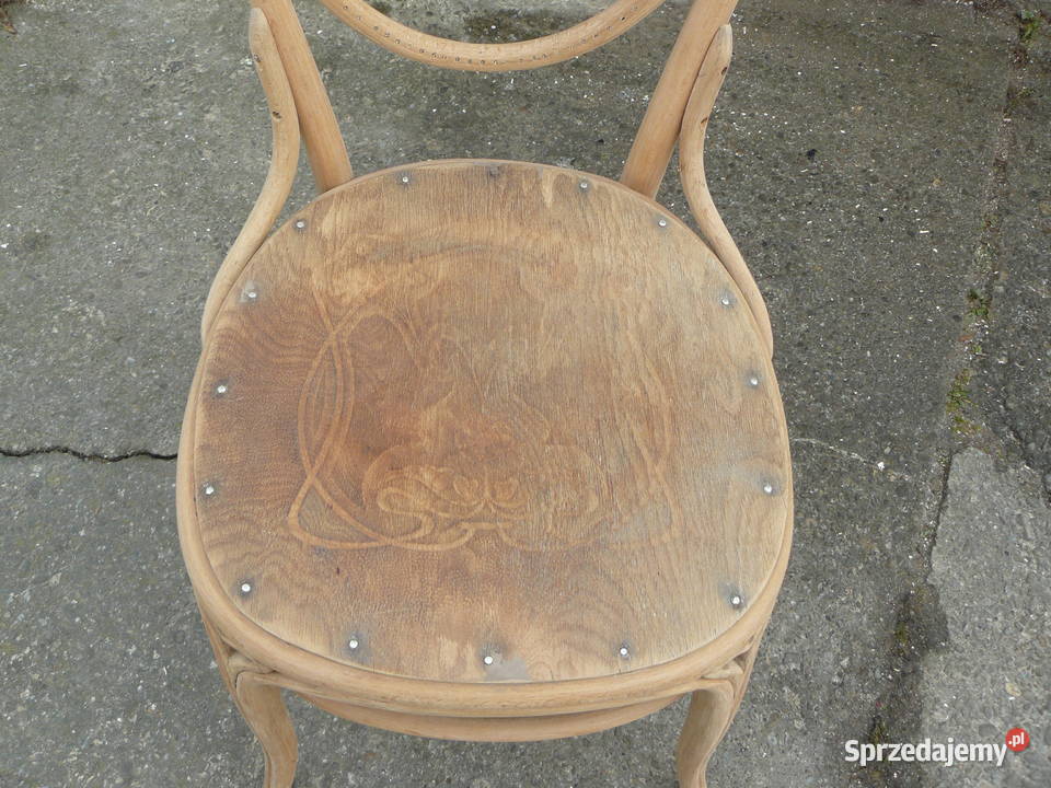 Stare krzesła gięte