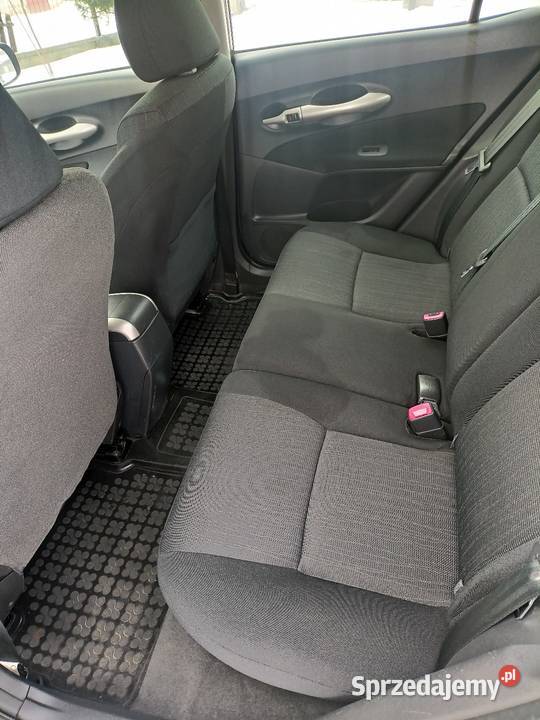 Toyota Auris 14 Diesel 90 koni Ostrowiec Świętokrzyski