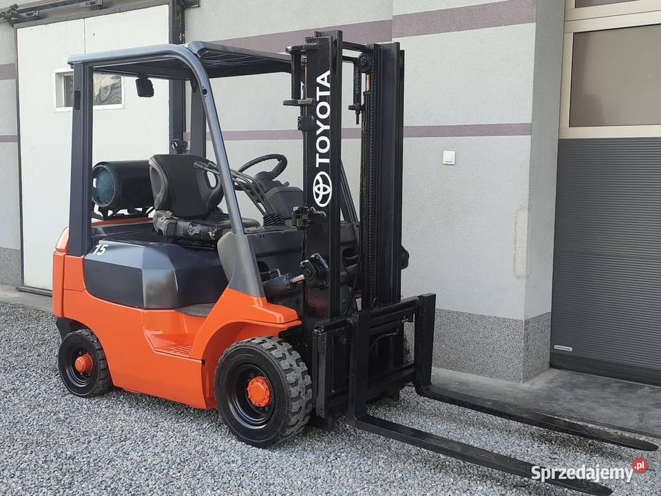 Wózek widłowy Toyota 7FG15 15T Lpg Przesuw Wózki widłowe Sandomierz