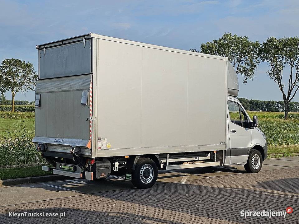 MercedesBenz SPRINTER 317 kontener winda pomorskie sprzedam