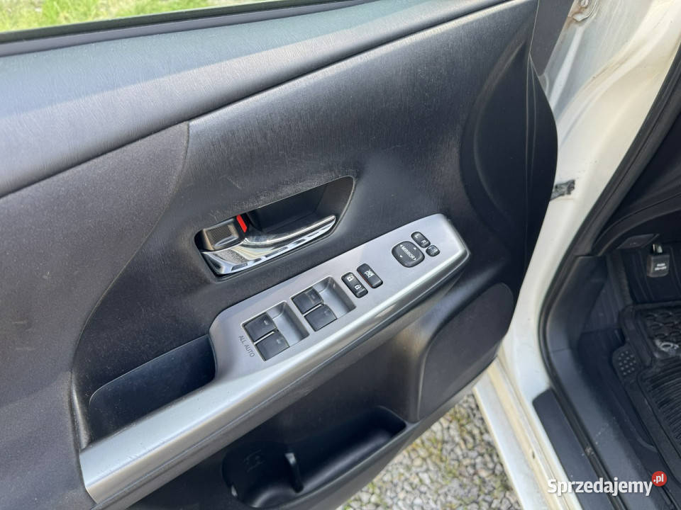 Toyota Prius 18 HSD 136 Hand free Serwisowany 7 mazowieckie Otwock Mały sprzedam