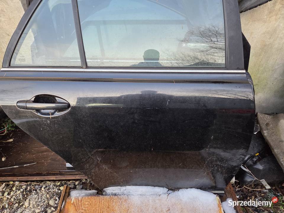 Drzwi prawy tył prawe Toyota avensis t25 polift Zabierzów