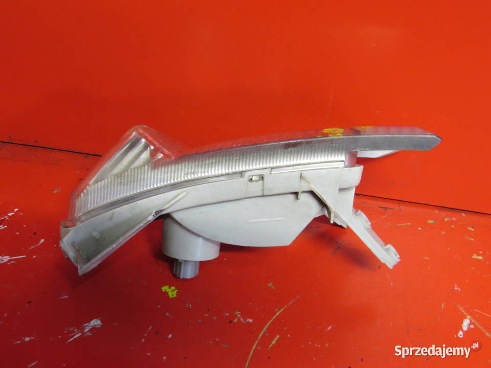 SUZUKI BURGMAN K7 200 125 150 kierunkowskaz