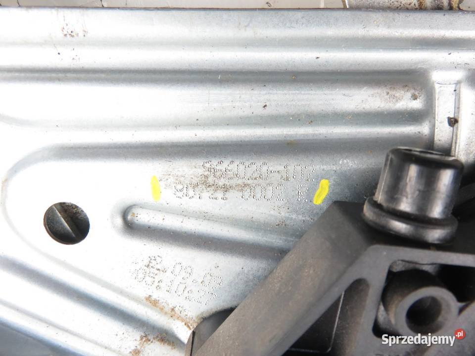 PODNOŚNIK SZYBY PRAWY PRZEDNI MEGANE III sprzedam