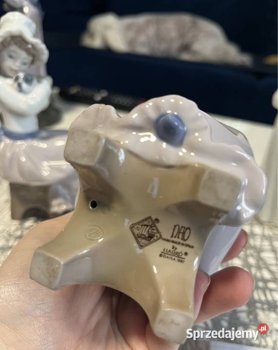 Figurka NAO by Lladro Grabówka