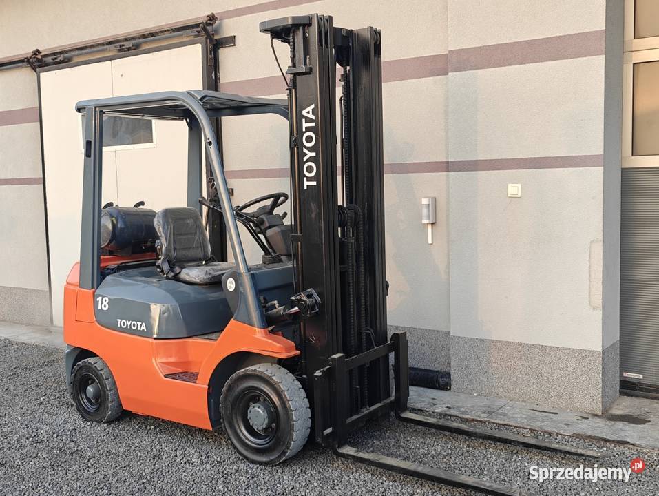 Wózek Toyota BT FGF18 18T Triplex 52M Wolny Skok Toyota Sandomierz sprzedam