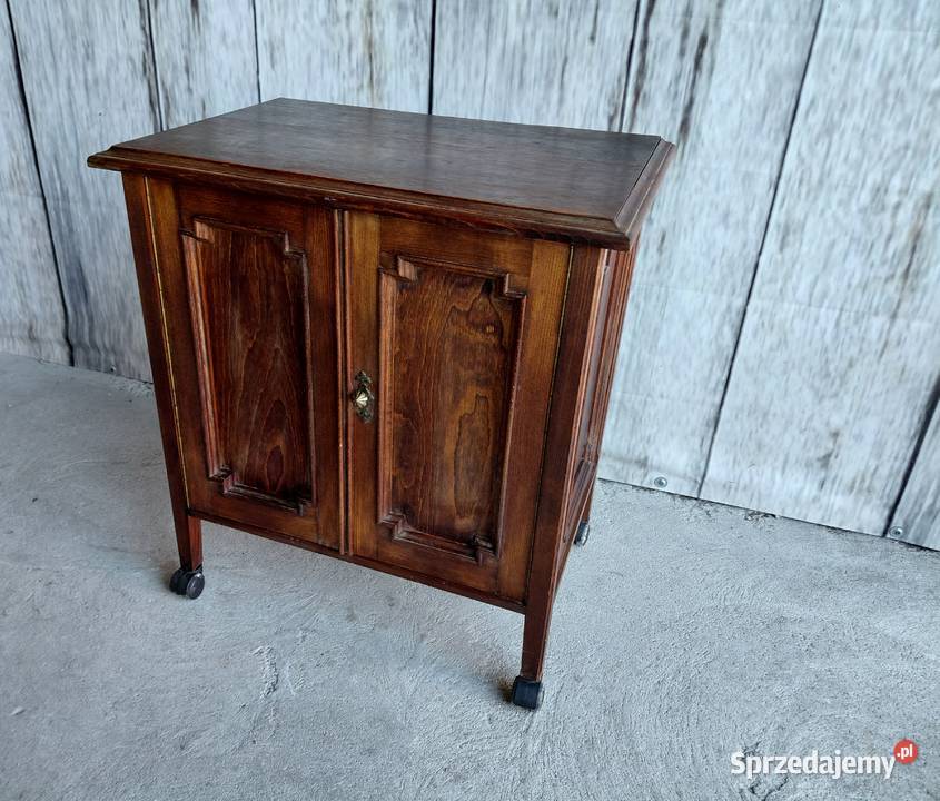 komoda drewniana 239 Pozostałe Byczyna