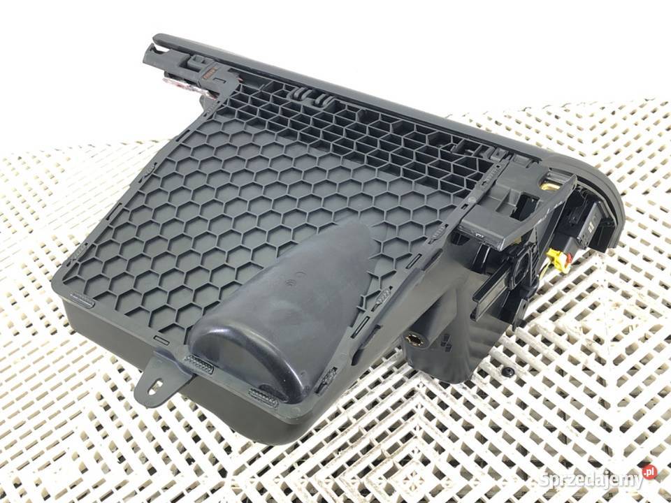 SCHOWEK PASAŻERA SKODA FABIA III Hatchback osobowe