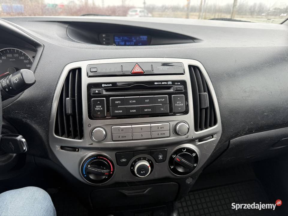 Hyundai i20 12 benzyna klimatyzacja tempomat Turek