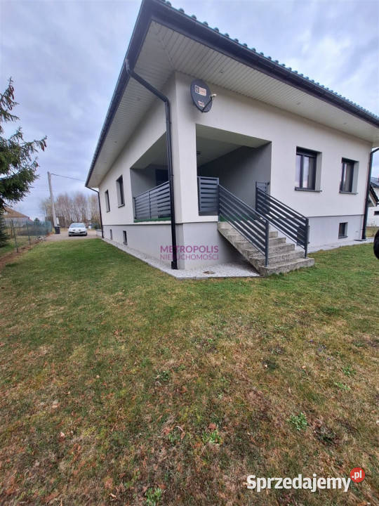 sprzedaży domu wolnostojącego Jankowice 406m2