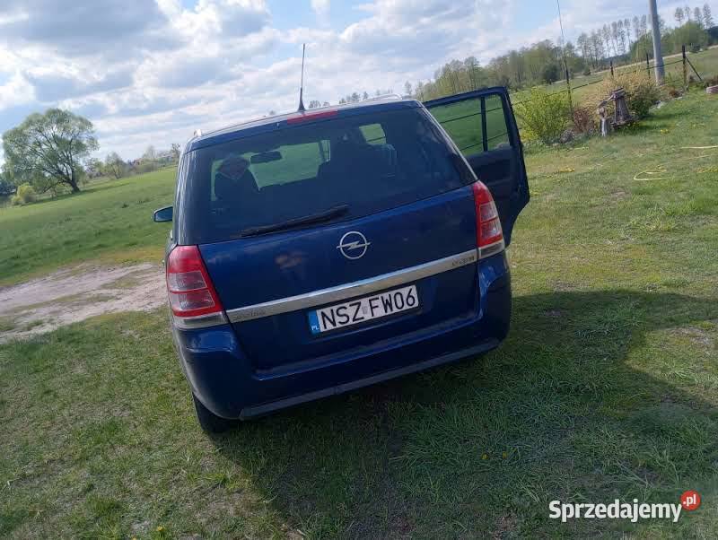 Sprzedam Opel Zafira 2008r Zafira Szymany