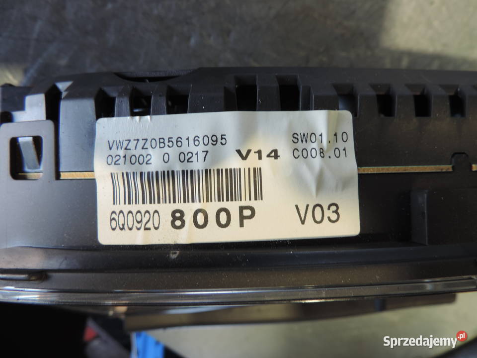 LICZNIK ZEGARY POLO IV 9N 12 12V 6Q0920800P Części samochodowe Nowy Sącz