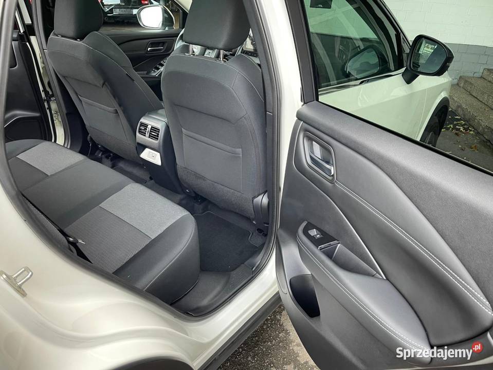 Nissan Qashqai Hibr BenuzinEPower 33200 042023 serwisowany w ASO Rybnik