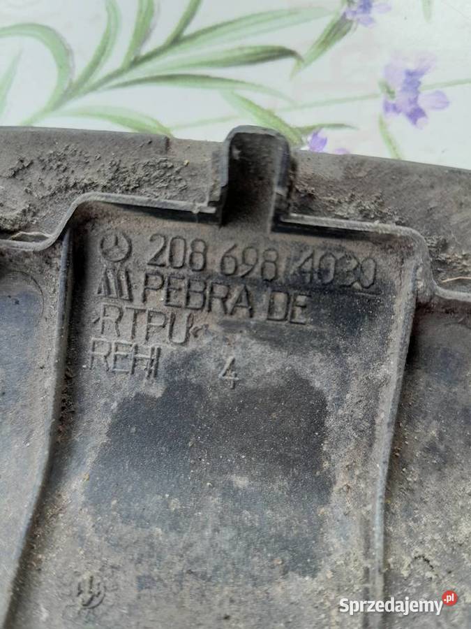 Mercedes W208 CLK zaślepki progów 2086984030 Gdańsk